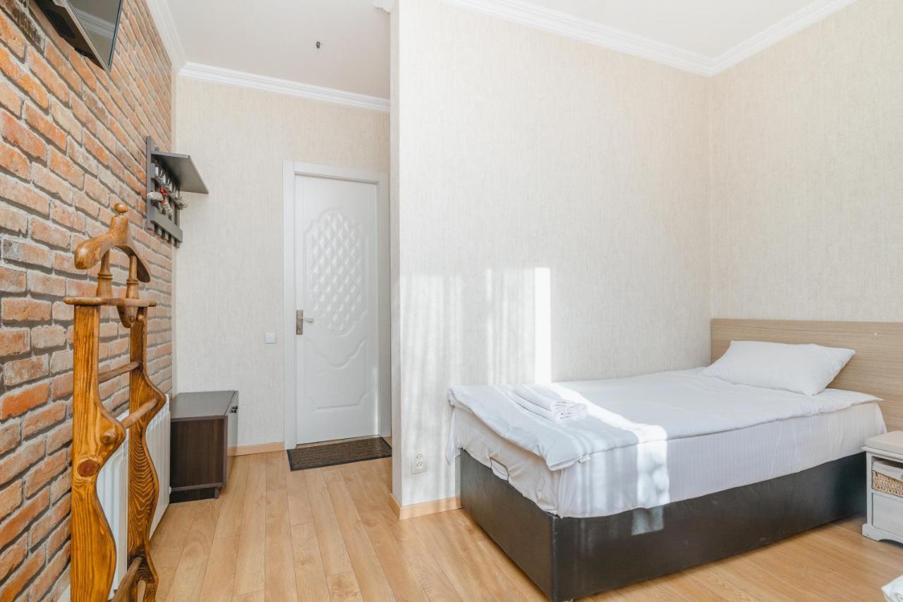 Khvamli 2002 Hotel Tsageri Ngoại thất bức ảnh